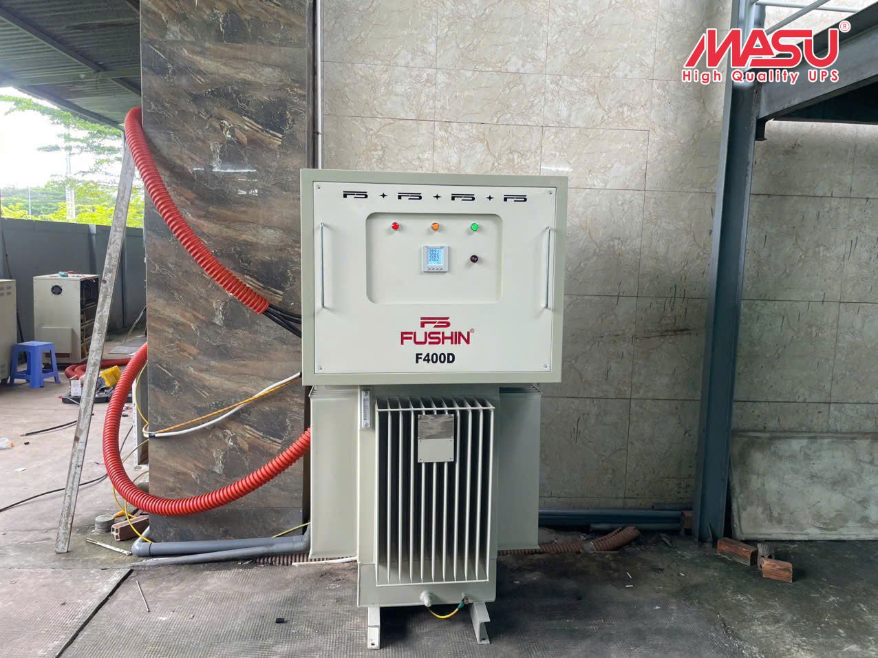 Ổn áp & Bộ lưu điện: Bộ đôi bảo vệ nguồn điện toàn diện 4 ung-dung-cua-on-ap