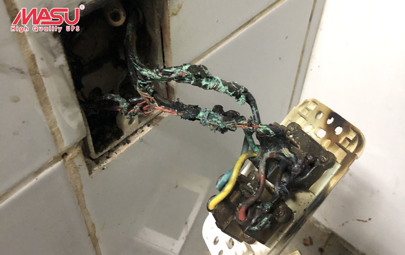 Chập điện là gì? Cách phòng tránh chập điện đơn giản, an toàn 2 phan-loai-chap-dien