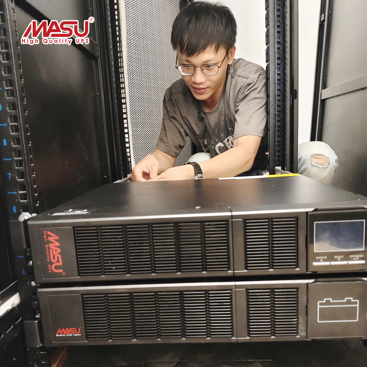 Dự án lắp đặt Bộ lưu điện Masu MS - 3KRS LCD tại Công ty TNHH DATAXIGHT 84 1 lap-dat-ups-masu-ms-3krs-lcd